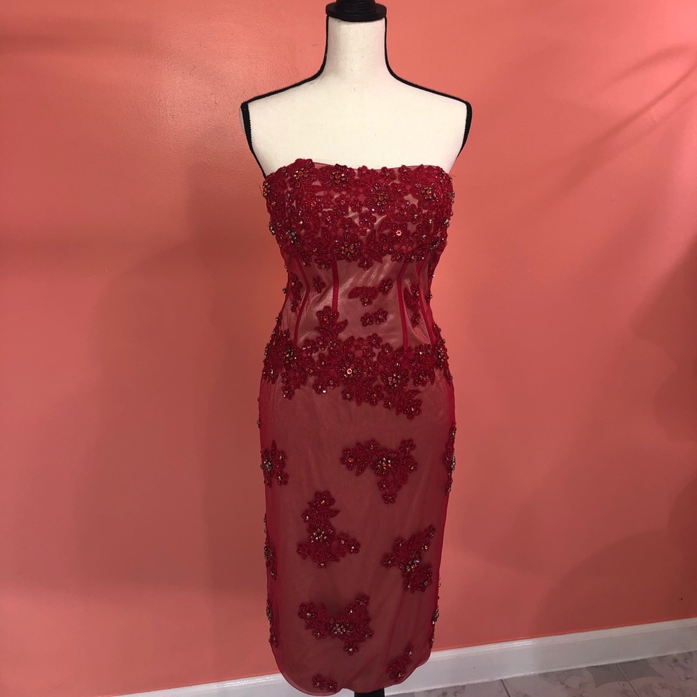 Red Strapless Rhinestone dress❤️